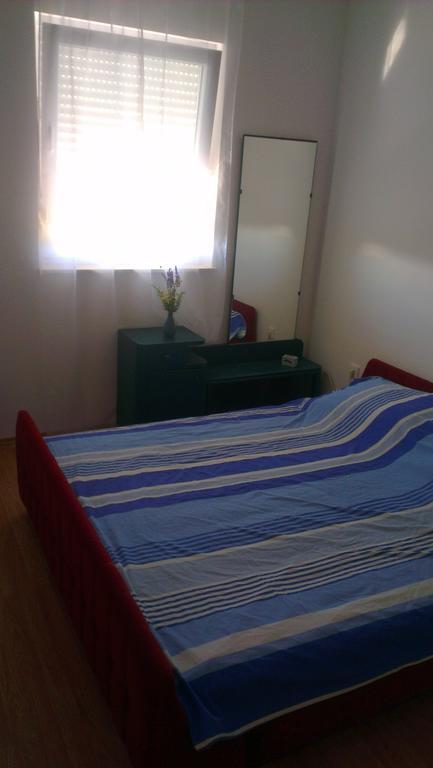 Apartment Feliks Mandre Ruang foto